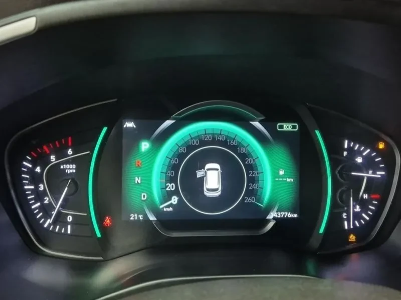 Hyundai Santa fe 2.0 2WD EXCLUSIVE, снимка 5 - Автомобили и джипове - 56293274
