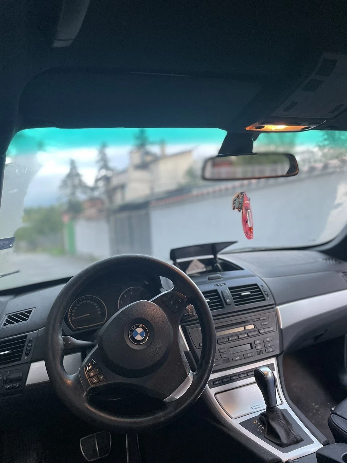 BMW X3 3.0 sd - изображение 8
