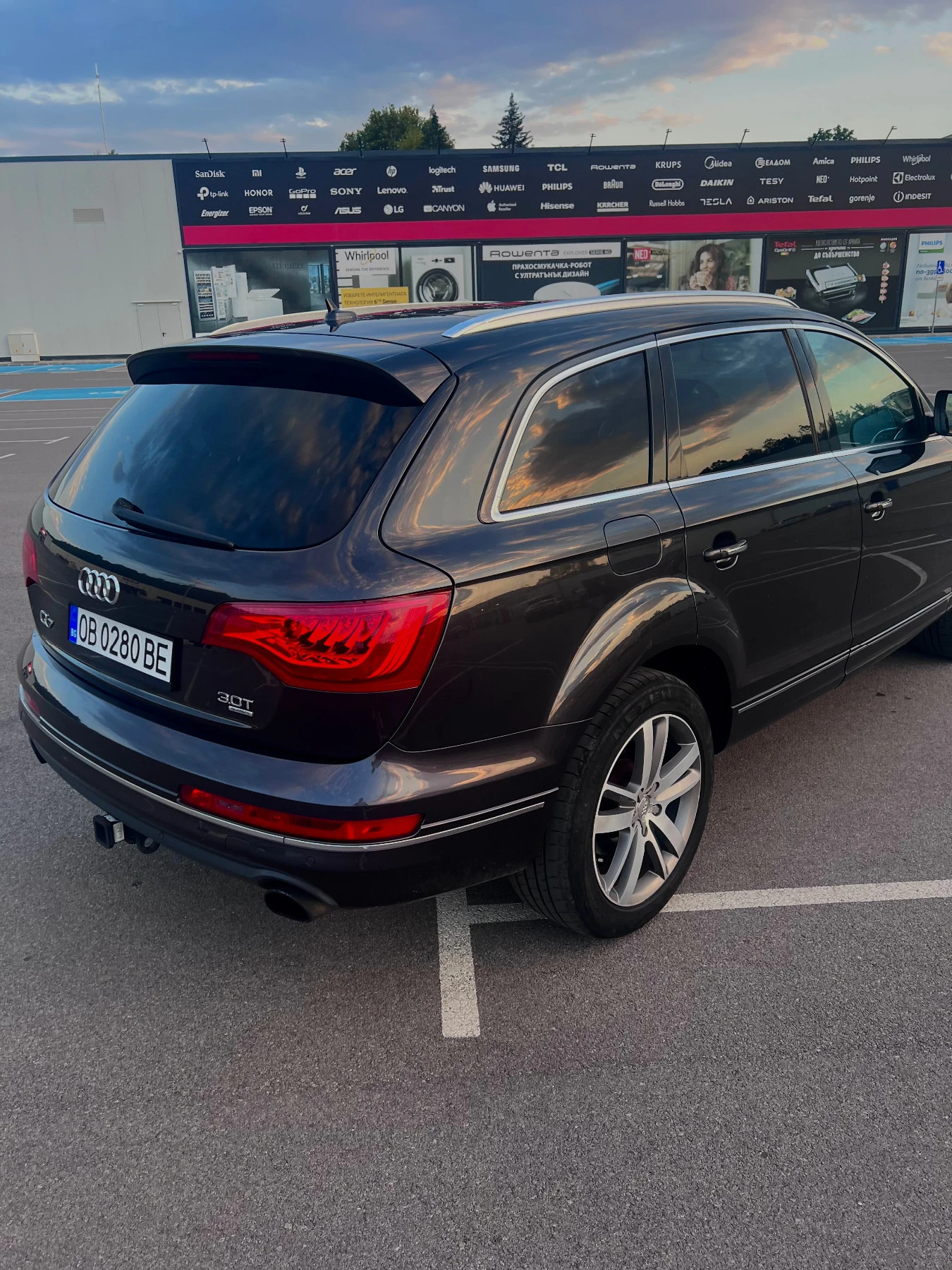 Audi Q7 Premium Plus - изображение 8