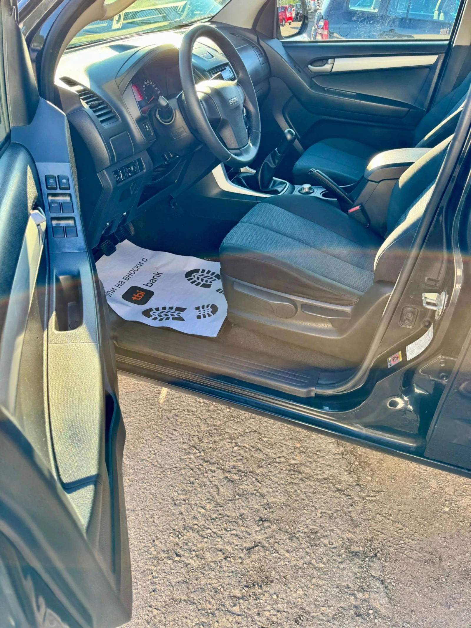 Isuzu D-max 2.5TD, TOP - изображение 9