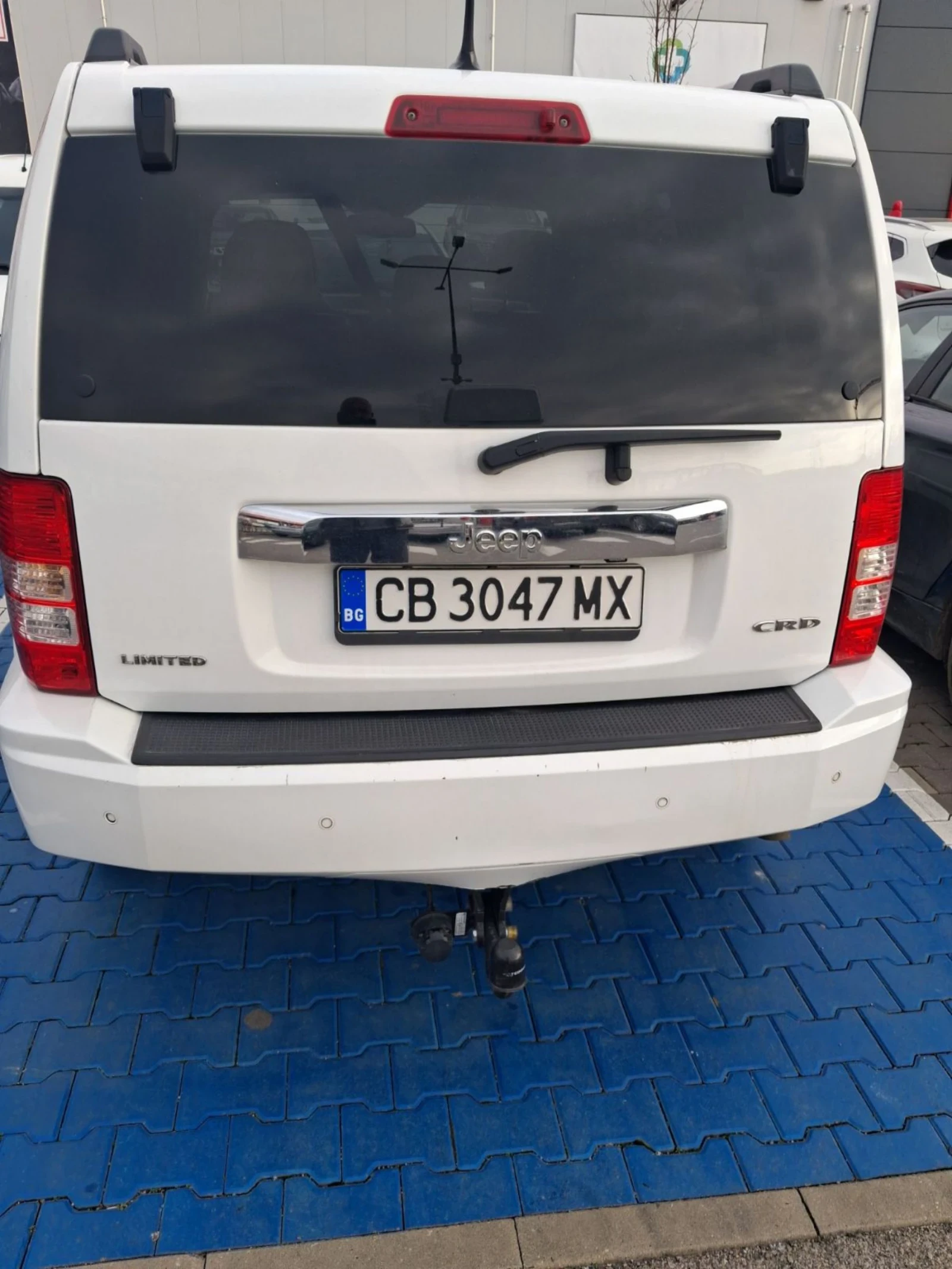 Jeep Cherokee  - изображение 2