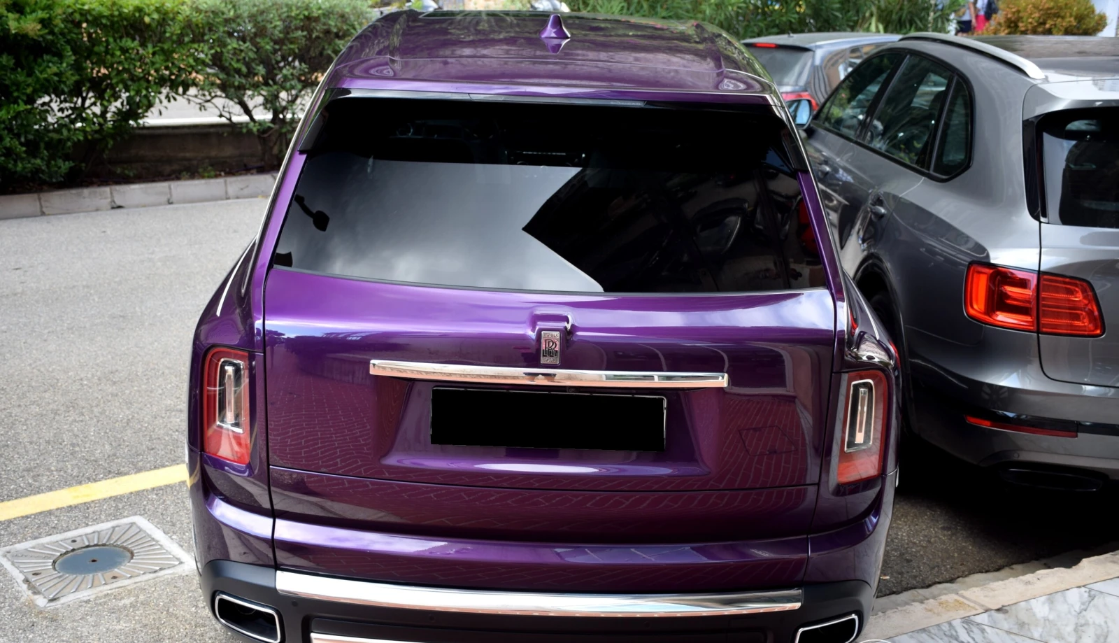 Rolls-Royce Cullinan 6.75 V12 - изображение 6