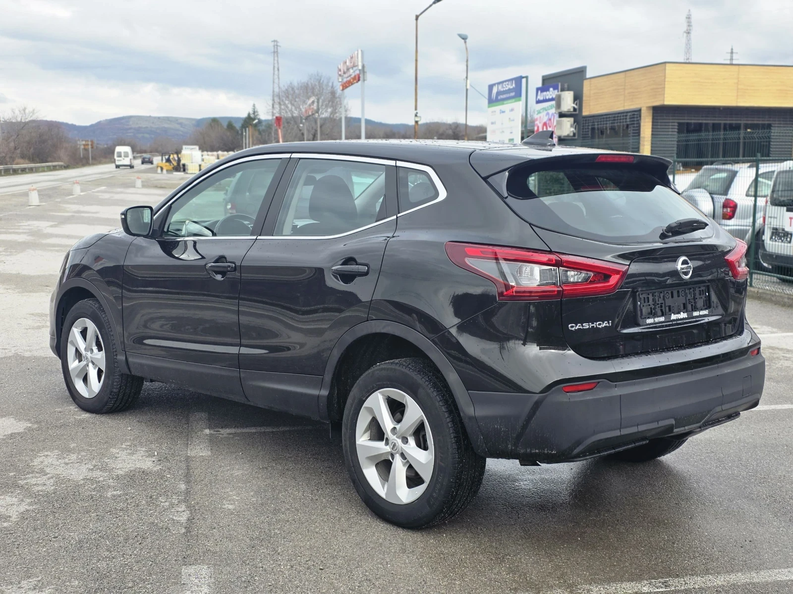 Nissan Qashqai 1.6 DCI 4x4 - изображение 4