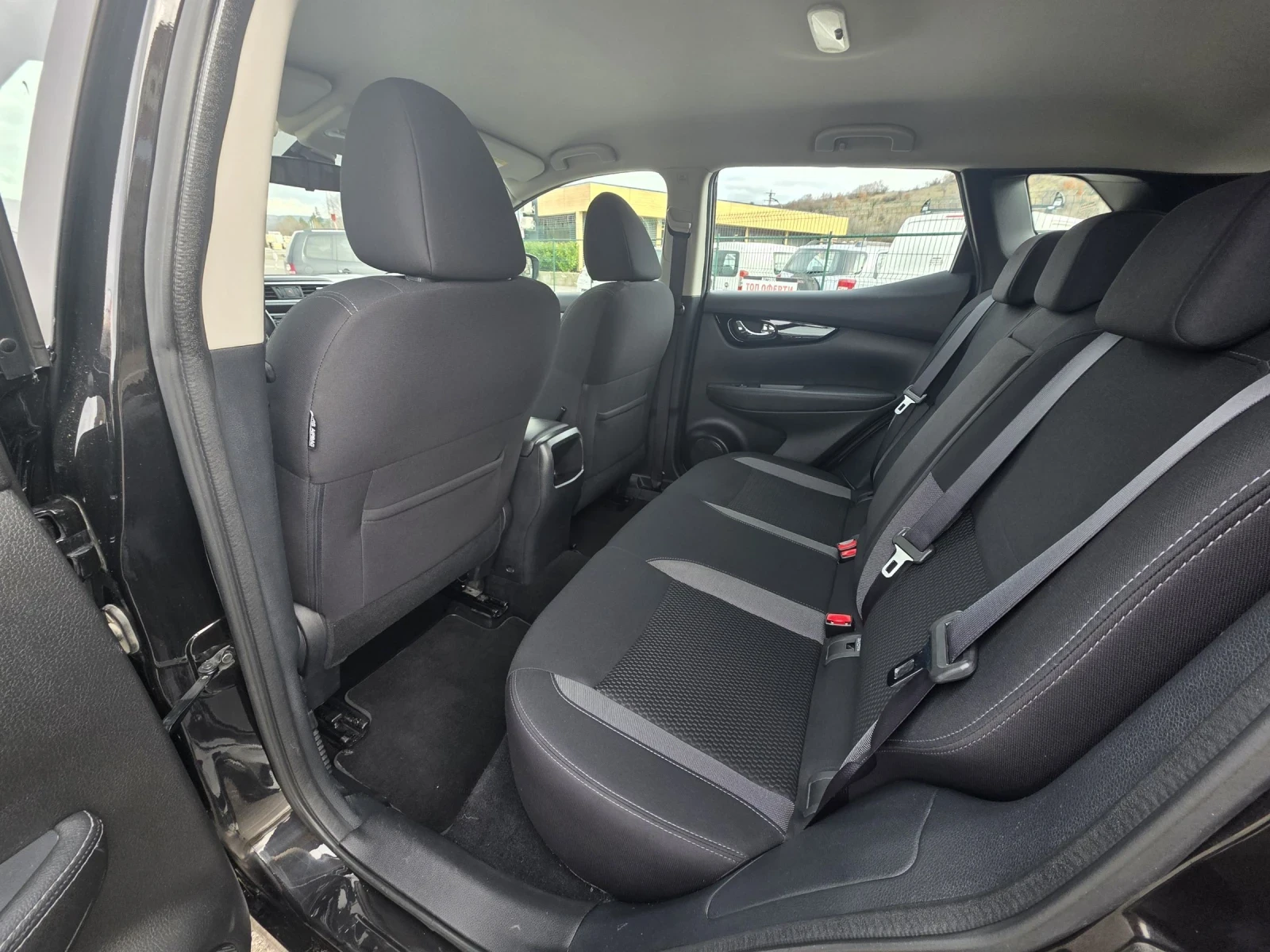 Nissan Qashqai 1.6 DCI 4x4 - изображение 9