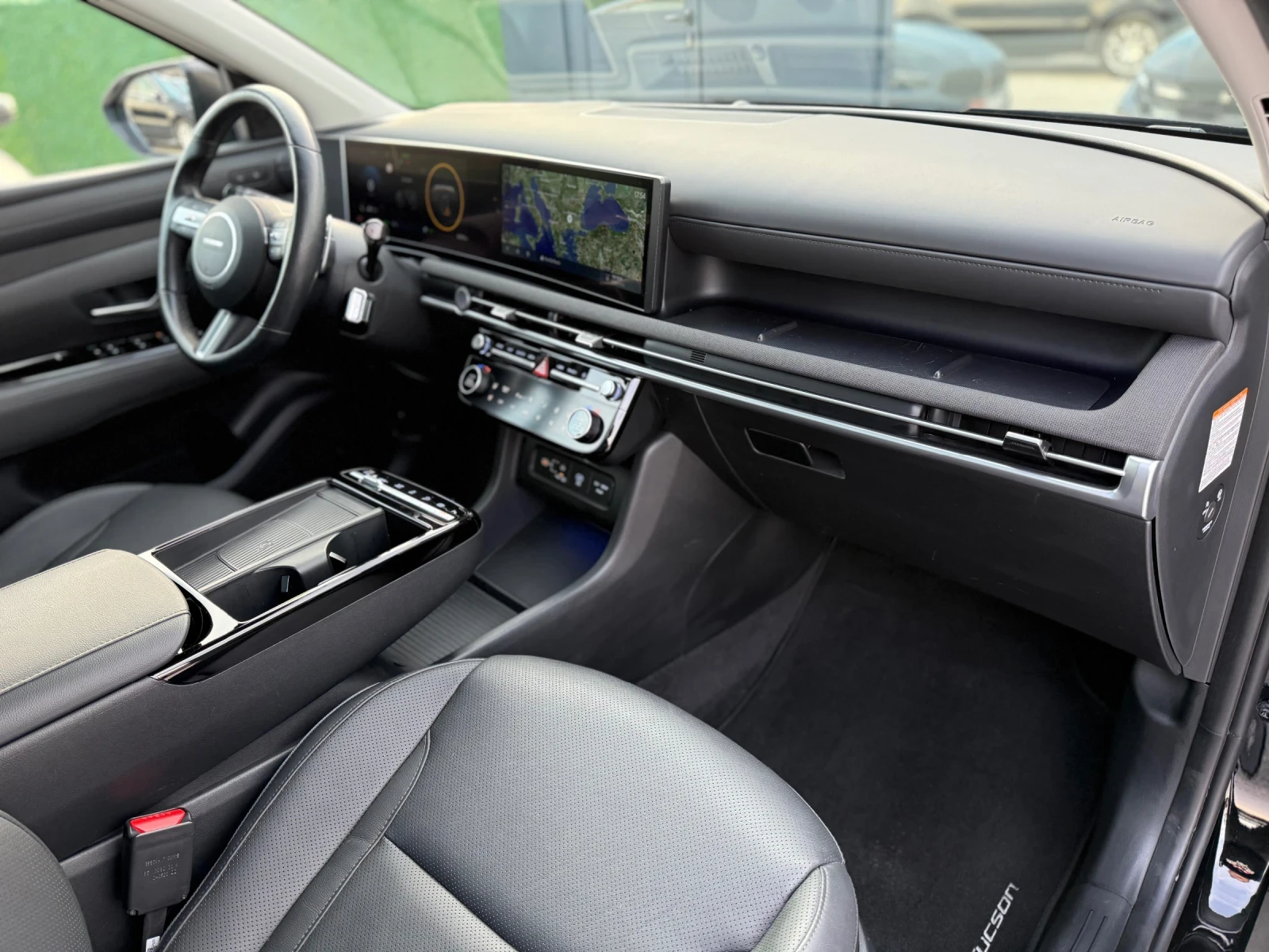 Hyundai Tucson 2024Facelift 4x4.FULL Matrix LED.Panorama | HUD, снимка 13 - Автомобили и джипове - 53419574