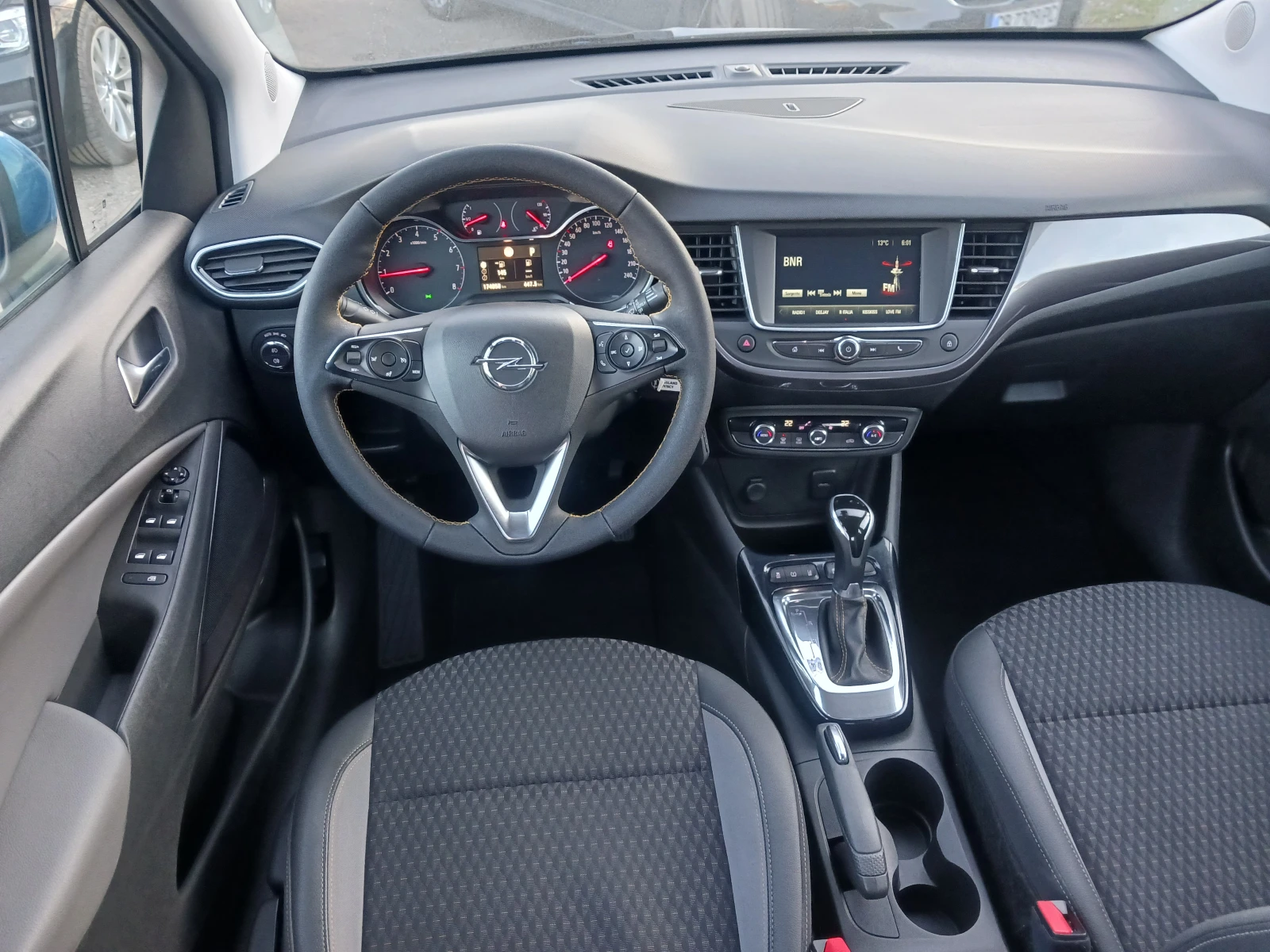 Opel Crossland X 1.5 D= AUTOMAT= , снимка 8 - Автомобили и джипове - 53830431