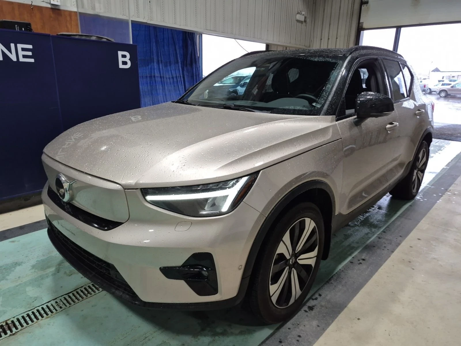 Volvo XC40  Recharge AWD | 360| Подгрев| Пано