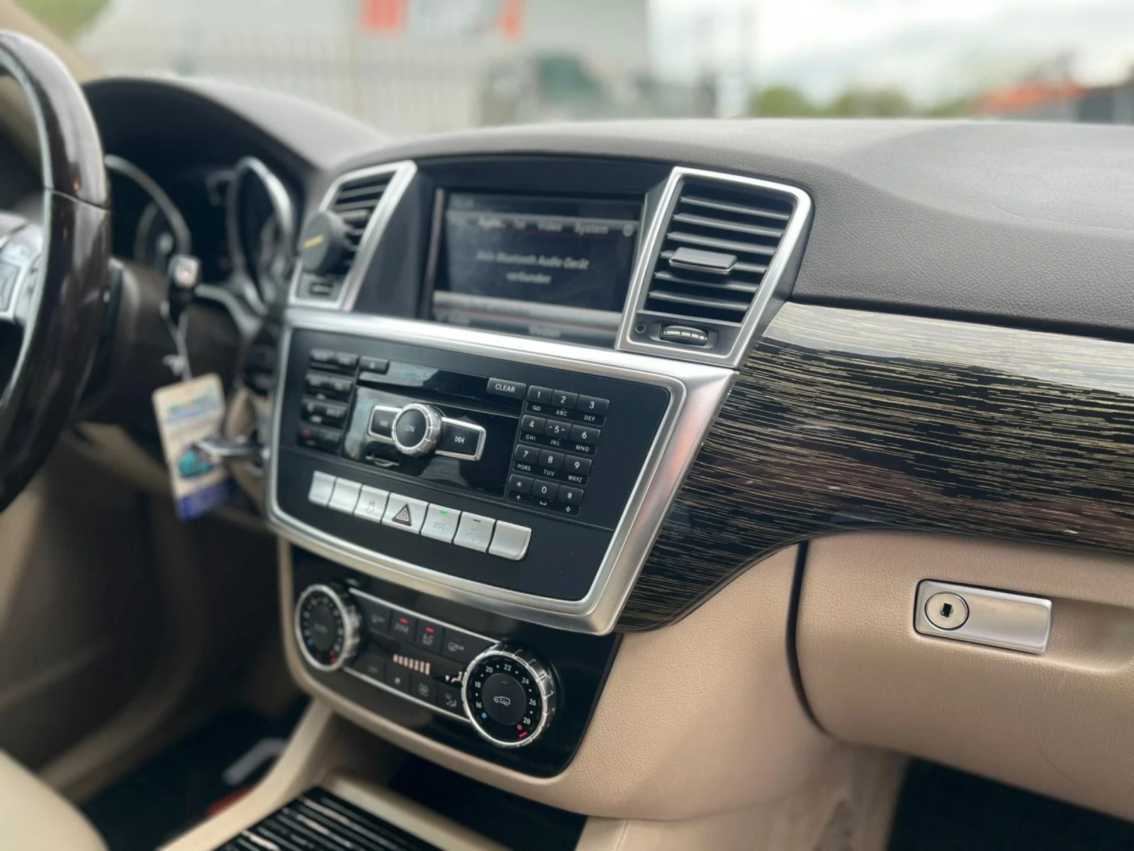 Mercedes-Benz ML 350 AMG Pack, 350d, Distr, Camera, снимка 6 - Автомобили и джипове - 54378192