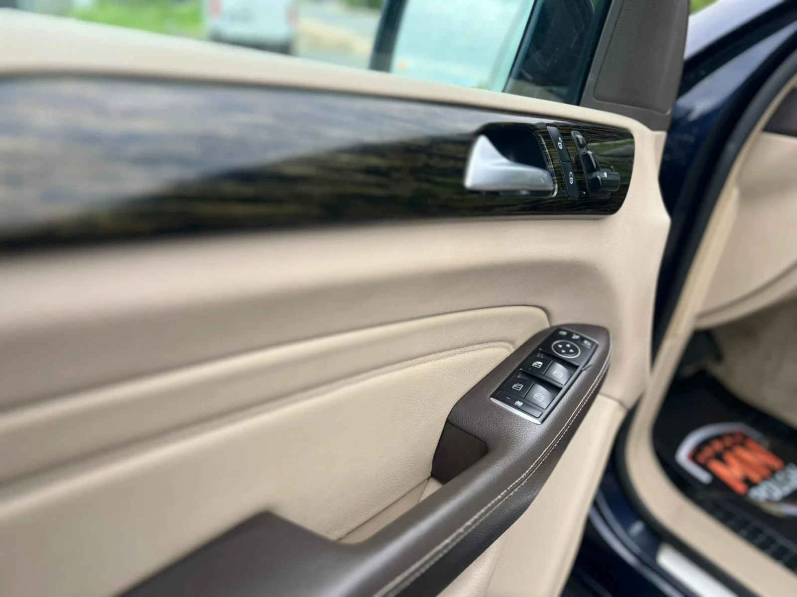 Mercedes-Benz ML 350 AMG Pack, 350d, Distr, Camera, снимка 7 - Автомобили и джипове - 54378192