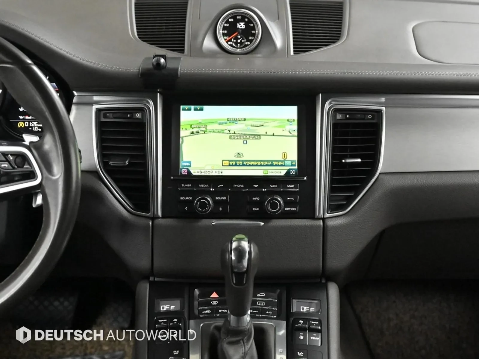 Porsche Macan TURBO* BOSE* ОБДУХ* КАМЕРА, снимка 10 - Автомобили и джипове - 54996377