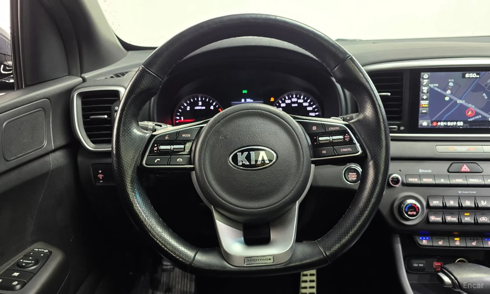 Kia Sportage Facelift\2.0 Дизел\Подгреви\Обдухване, снимка 14 - Автомобили и джипове - 55584506