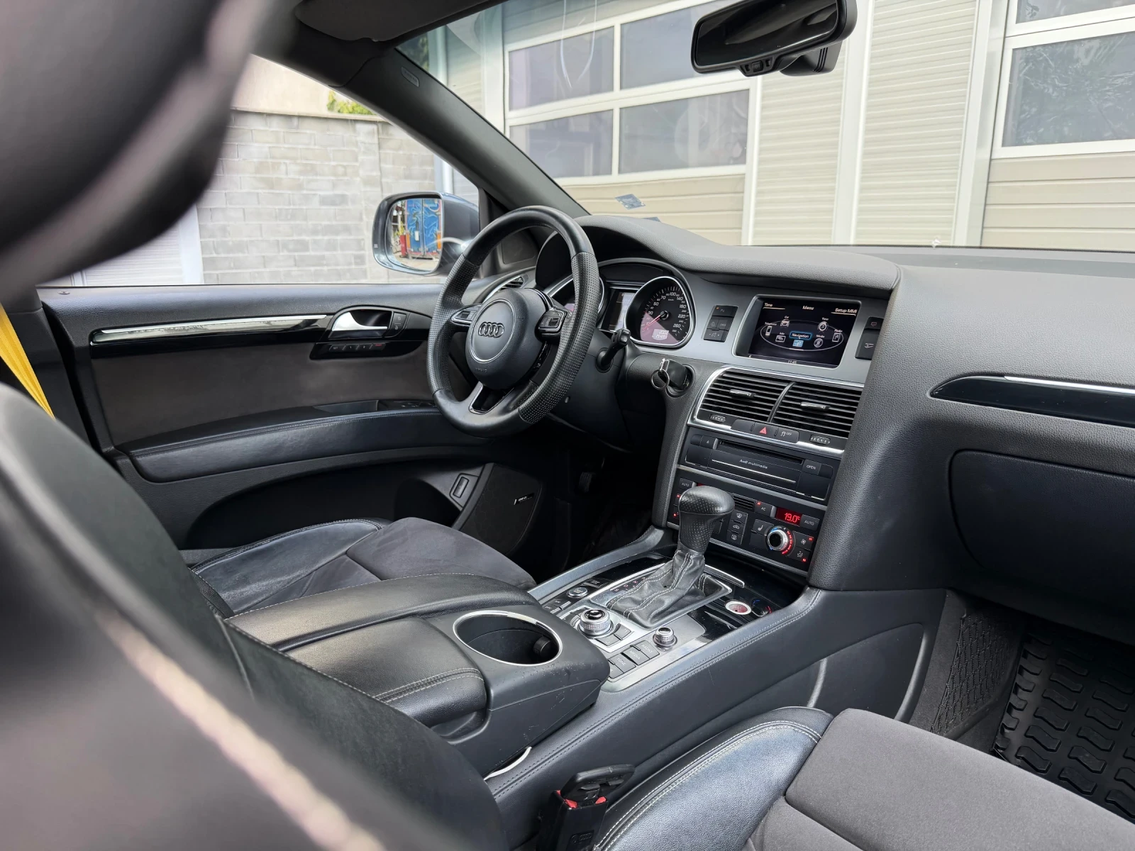 Audi Q7 4.2TDI* FACELIFT* S-LINE* QUATTRO* FULL* ЛИЗИНГ, снимка 11 - Автомобили и джипове - 56228218