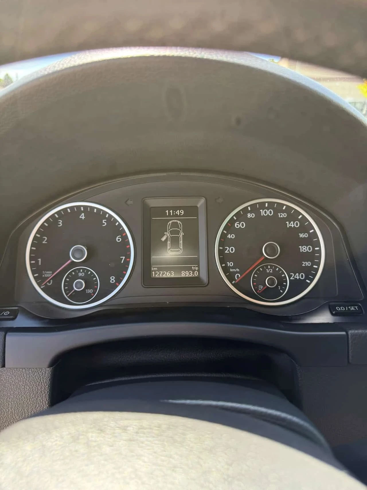 VW Tiguan, снимка 15 - Автомобили и джипове - 56724730
