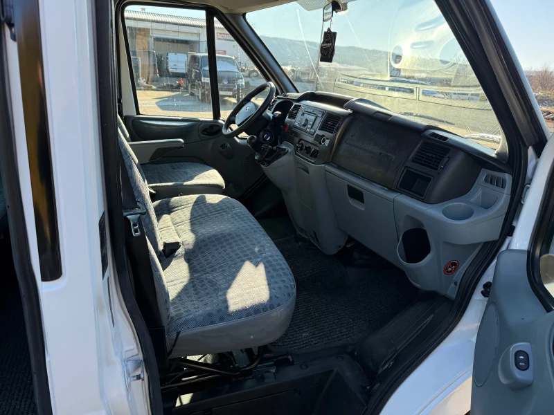 Ford Transit 2.2, снимка 11 - Бусове и автобуси - 48525004