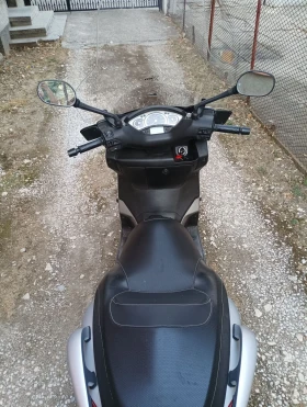 Yamaha X-max 250 i | Auto.bg — изображение 4