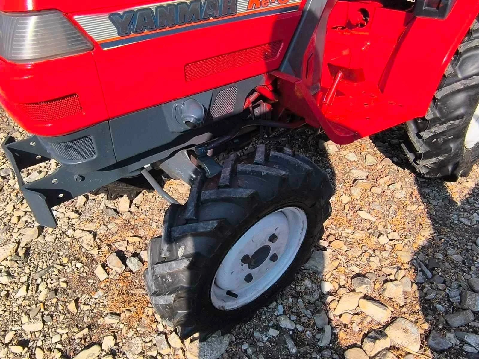 Трактор Yanmar, снимка 6 - Селскостопанска техника - 55321013