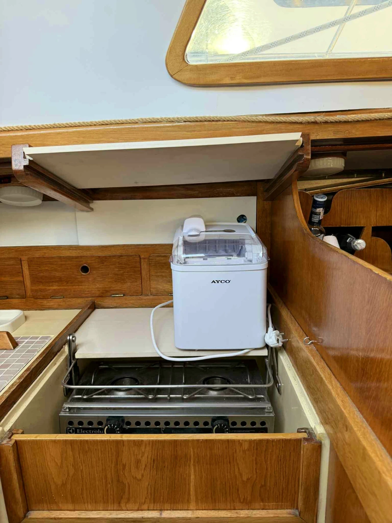 ���������� ����� Carter Offshore Carter 30 | Mobile.bg � ����������� 8