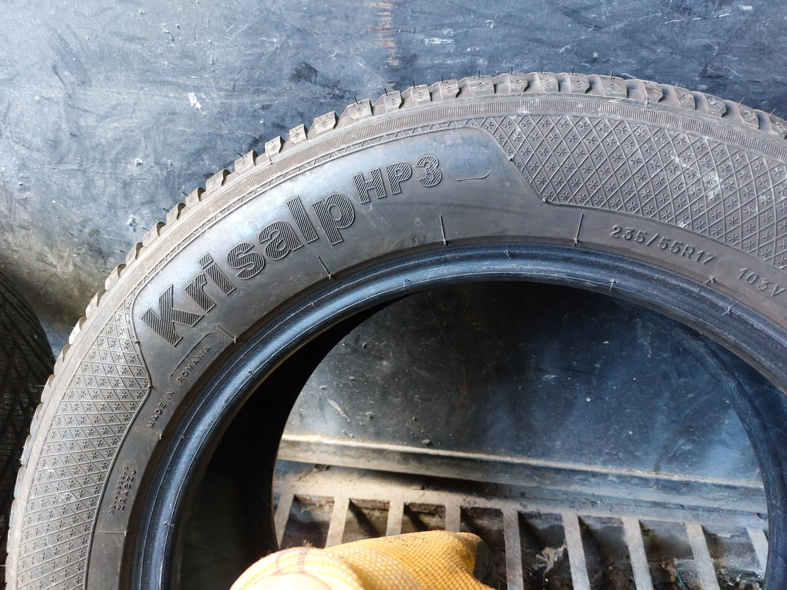 ���� 235/55R17 | Mobile.bg � ����������� 7