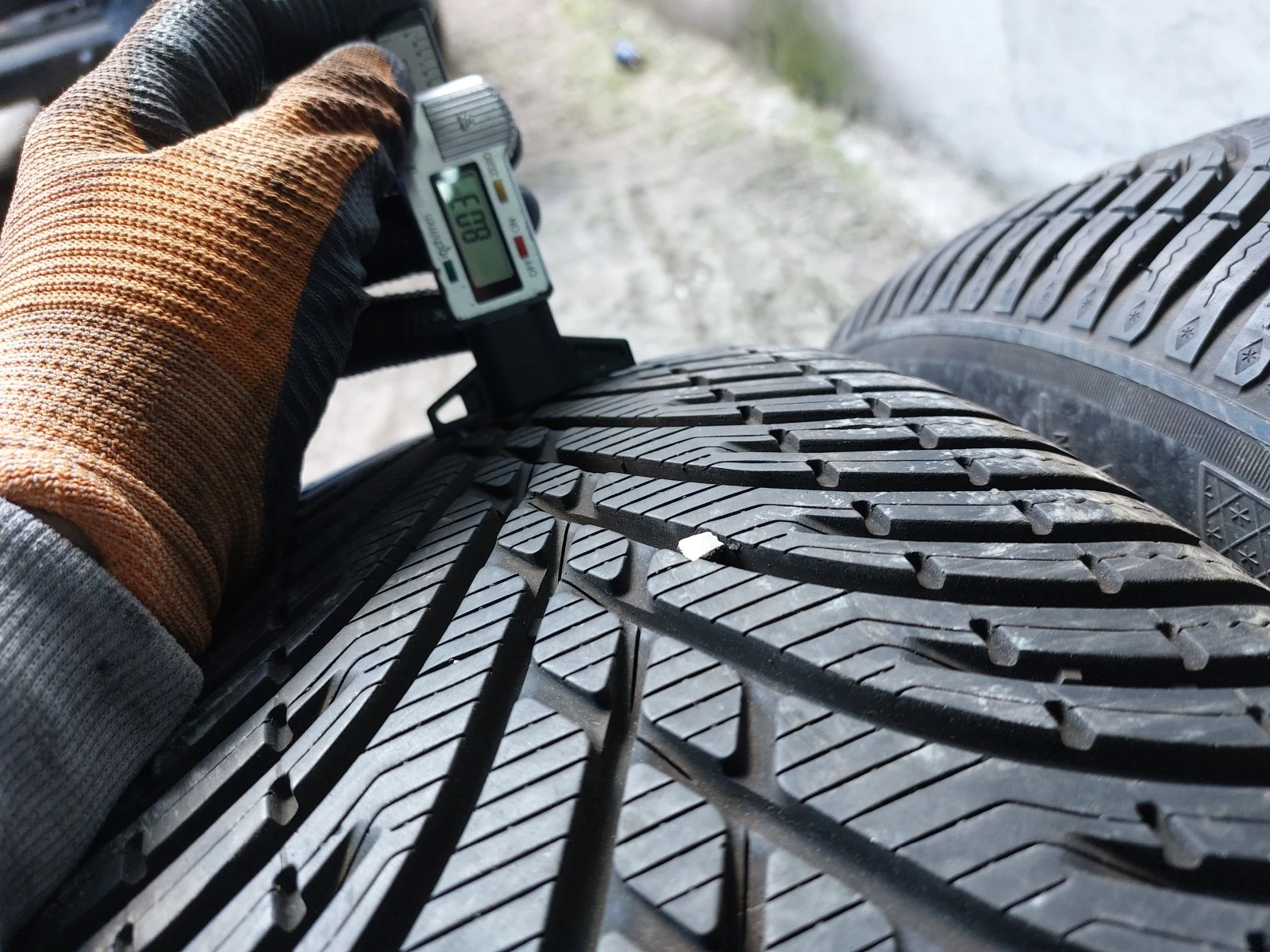 ���� 235/55R17 | Mobile.bg � ����������� 3
