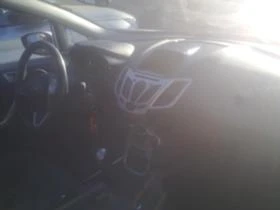 Ford Fiesta 1.6 TDCI, снимка 14