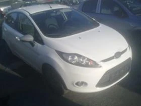 Ford Fiesta 1.6 TDCI, снимка 13