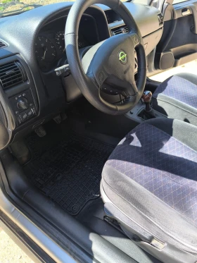 Opel Astra, снимка 13