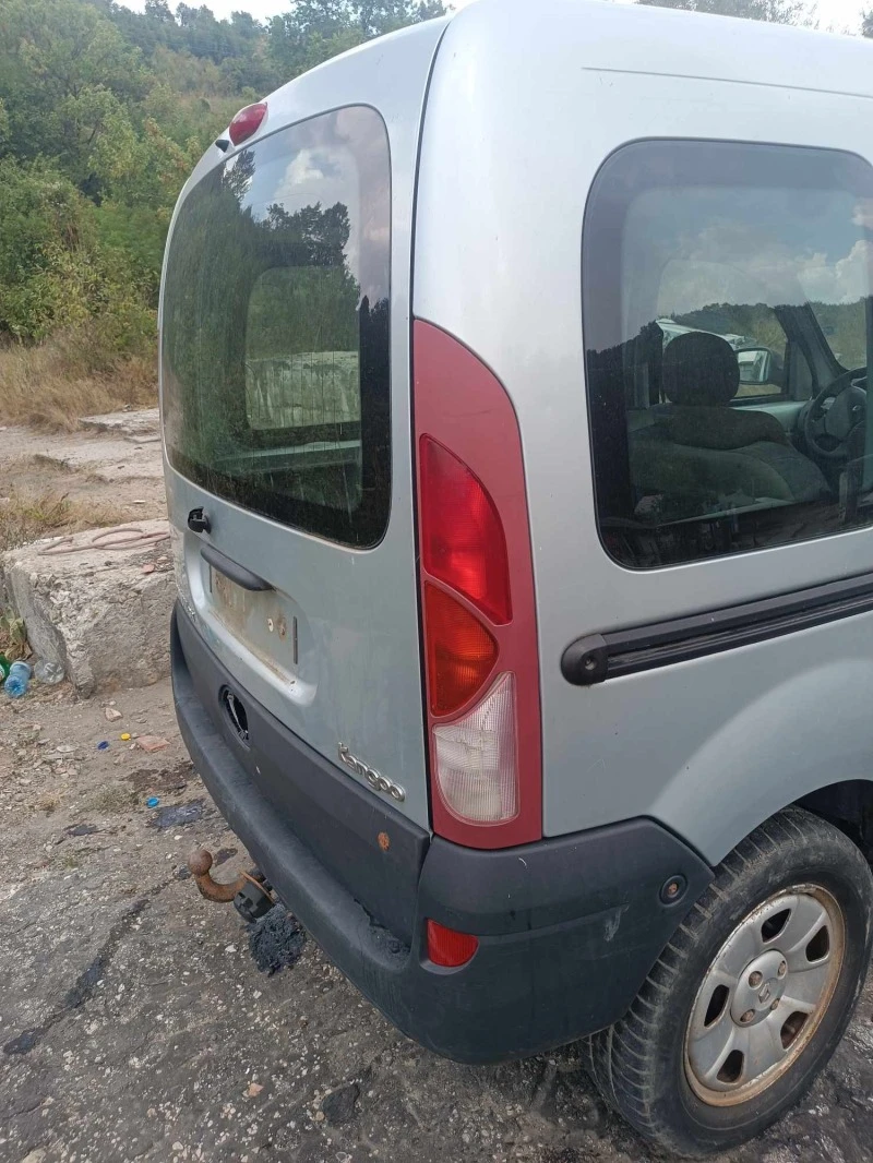 Renault Kangoo 1.9 DCI 4x4, снимка 4 - Автомобили и джипове - 41954171