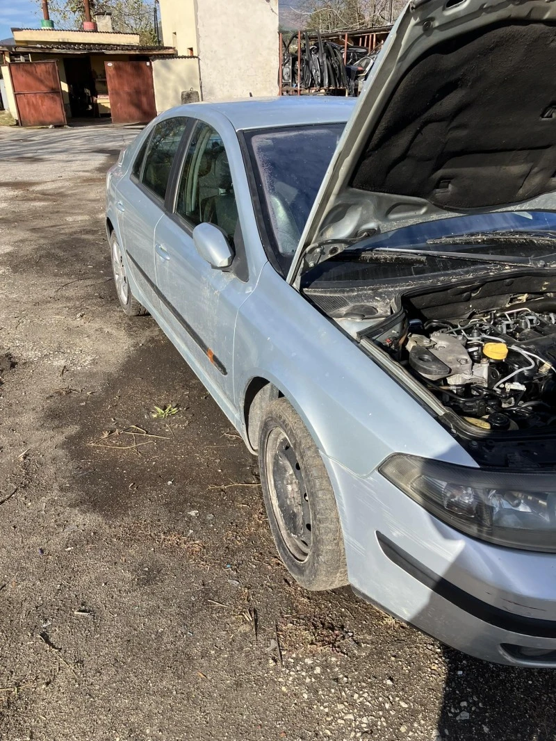 Renault Laguna 2.2dci, Automatic, снимка 2 - Автомобили и джипове - 47744610