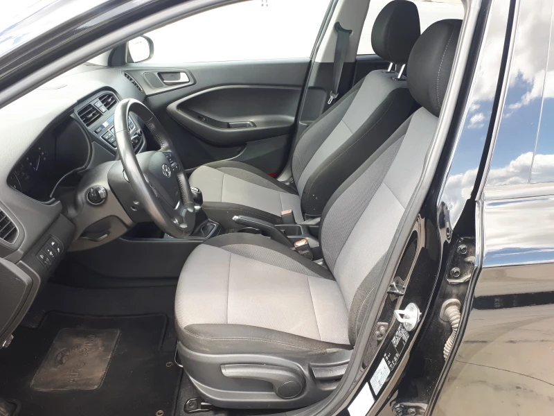 Hyundai I20 ACTIVE-1.25i-EURO 6B, снимка 9 - Автомобили и джипове - 46866058