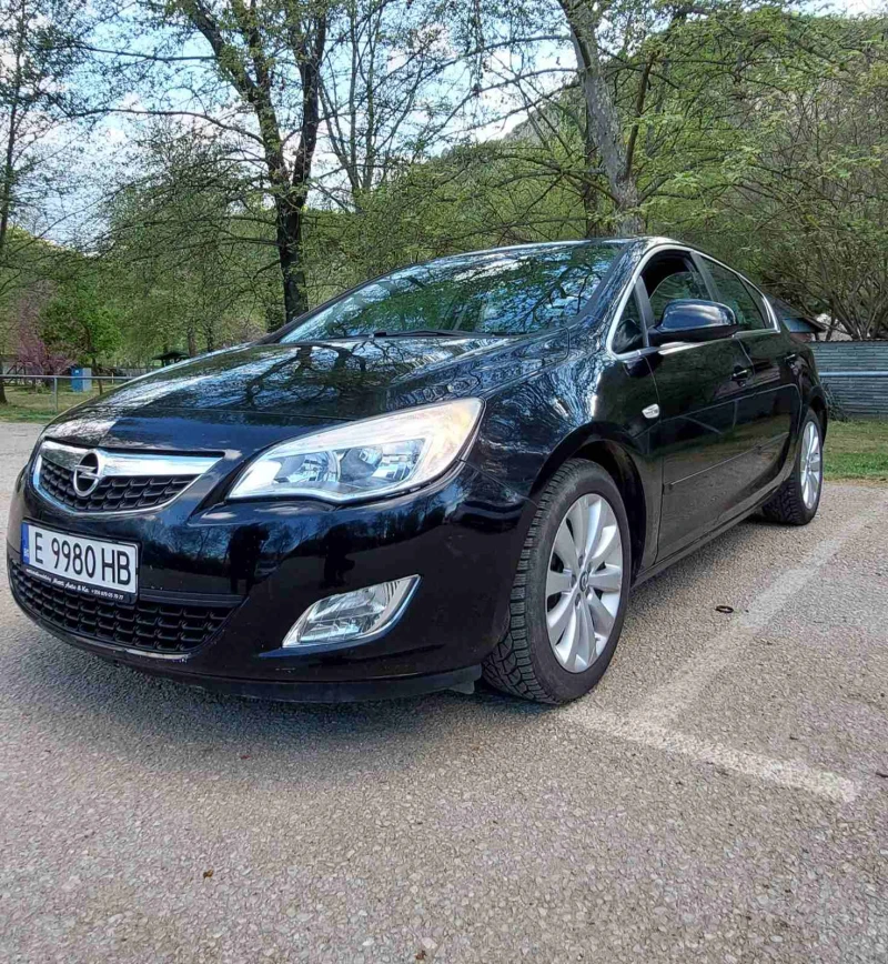 Opel Astra, снимка 2 - Автомобили и джипове - 49530091