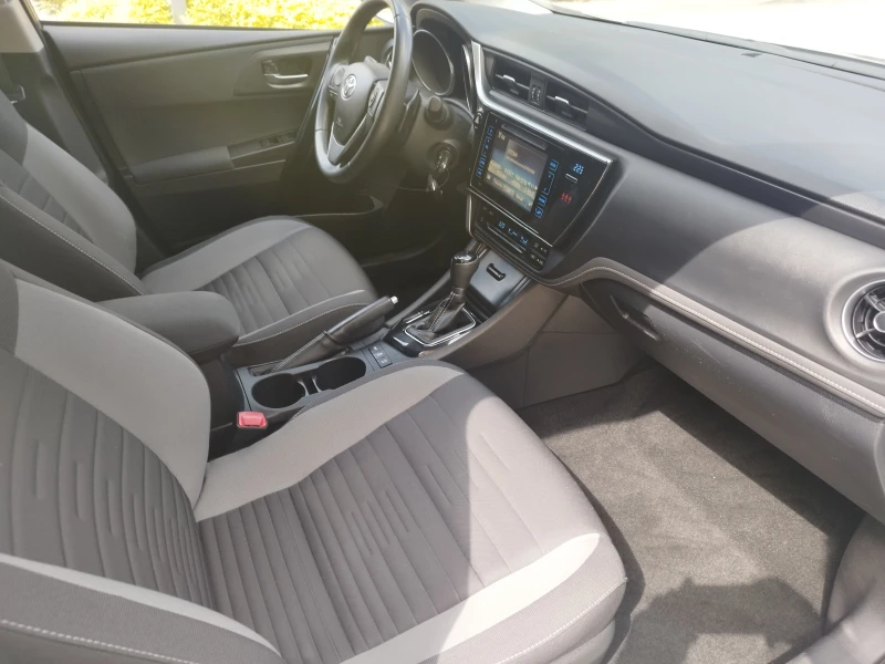 Toyota Auris #40000KM#АВТОМАТИК , снимка 12 - Автомобили и джипове - 50472421