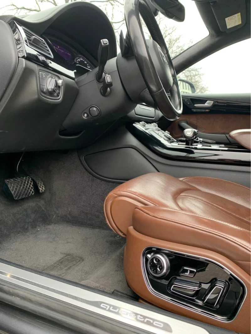 Audi A8 3.0TDI* ПАМЕТ* ОБДУХВАНЕ* МАСАЖ* HEAD UP* DIS* ВЪЗ, снимка 5 - Автомобили и джипове - 52637373