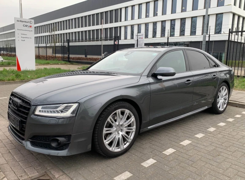 Audi A8 3.0TDI* ПАМЕТ* ОБДУХВАНЕ* МАСАЖ* HEAD UP* DIS* ВЪЗ, снимка 4 - Автомобили и джипове - 52637373