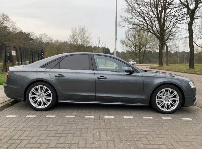 Audi A8 3.0TDI* ПАМЕТ* ОБДУХВАНЕ* МАСАЖ* HEAD UP* DIS* ВЪЗ, снимка 2 - Автомобили и джипове - 52637373