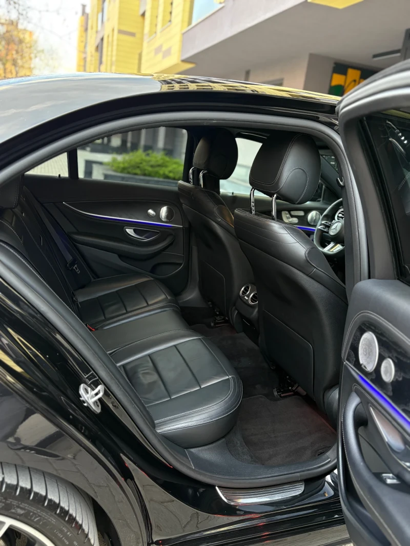 Mercedes-Benz E 220 Mercedes-Benz E 220 AMG  Колата е внос от Германия, снимка 12 - Автомобили и джипове - 52400785
