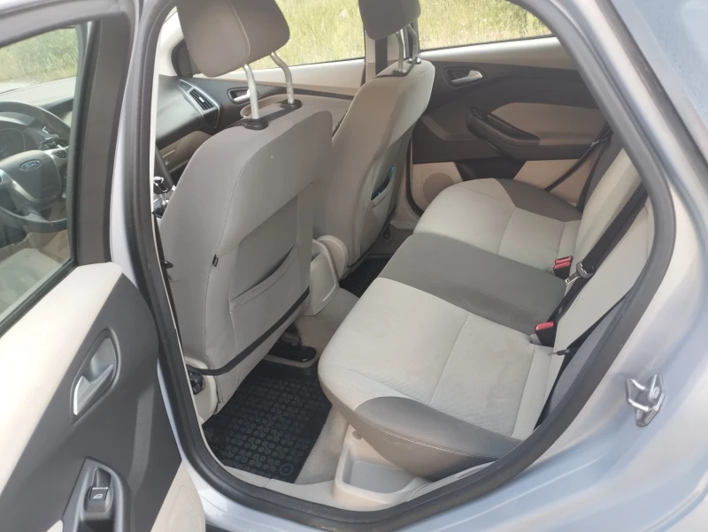 Ford Focus 1.6TDCI, снимка 7 - Автомобили и джипове - 51547550
