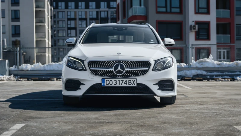 Mercedes-Benz E 400 AMG line/4matic/ Distronic