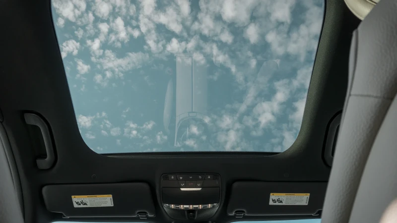 Mercedes-Benz E 400 AMG line/4matic/ Distronic, снимка 12 - Автомобили и джипове - 52512249