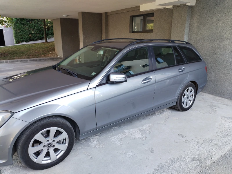 Mercedes-Benz C 220 2.2 CDI/Euro5B/avtomat, снимка 5 - Автомобили и джипове - 53018645