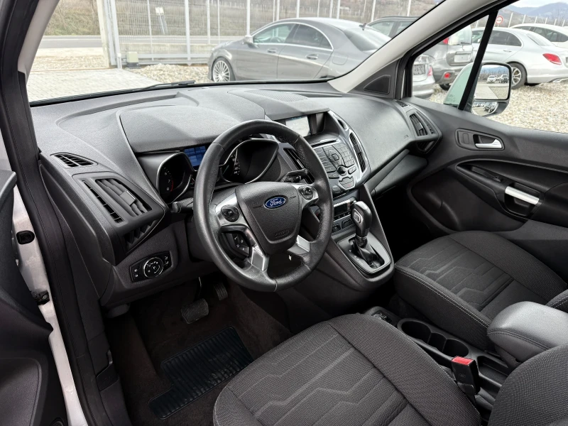 Ford Tourneo Connect 1.6i 7 МЕСТА/ШВЕЙЦАРИЯ, снимка 9 - Автомобили и джипове - 53288515
