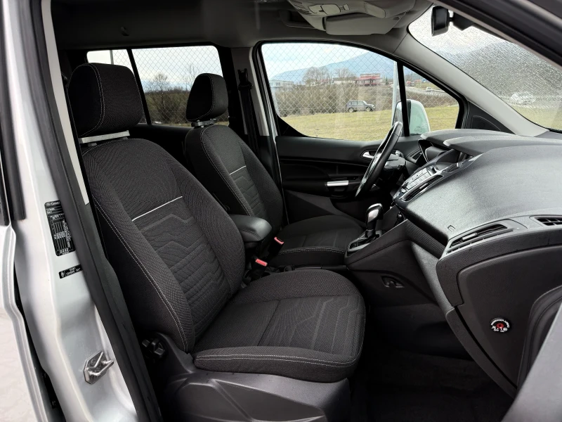 Ford Tourneo Connect 1.6i 7 МЕСТА/ШВЕЙЦАРИЯ, снимка 13 - Автомобили и джипове - 53288515