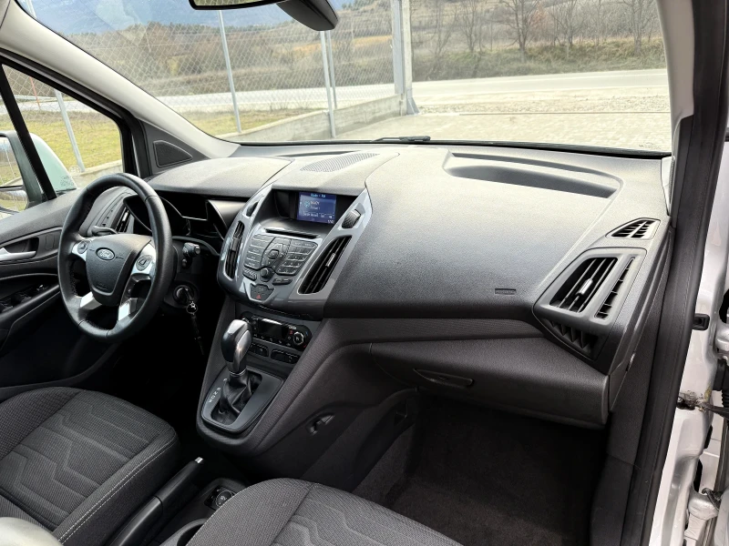 Ford Tourneo Connect 1.6i 7 МЕСТА/ШВЕЙЦАРИЯ, снимка 12 - Автомобили и джипове - 53288515