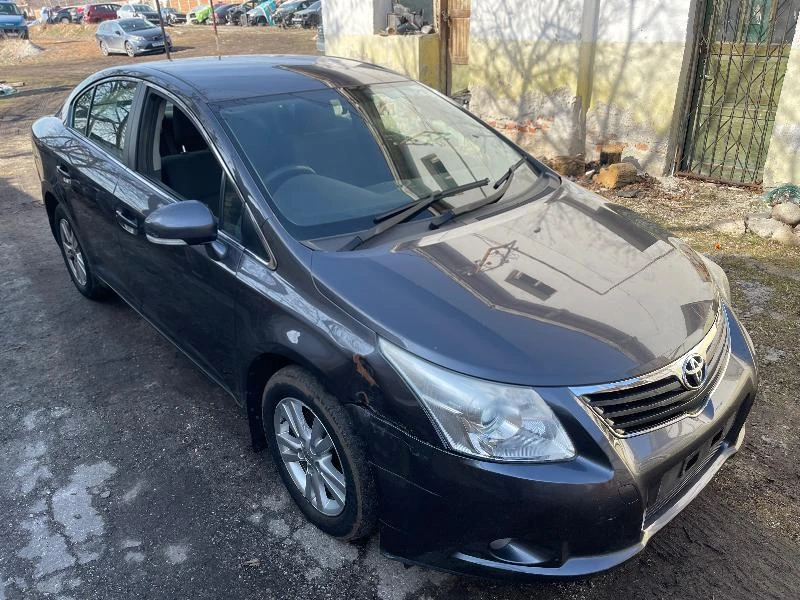 Toyota Avensis 1.6VALVEMATIC 132к.с На Части - [1] 