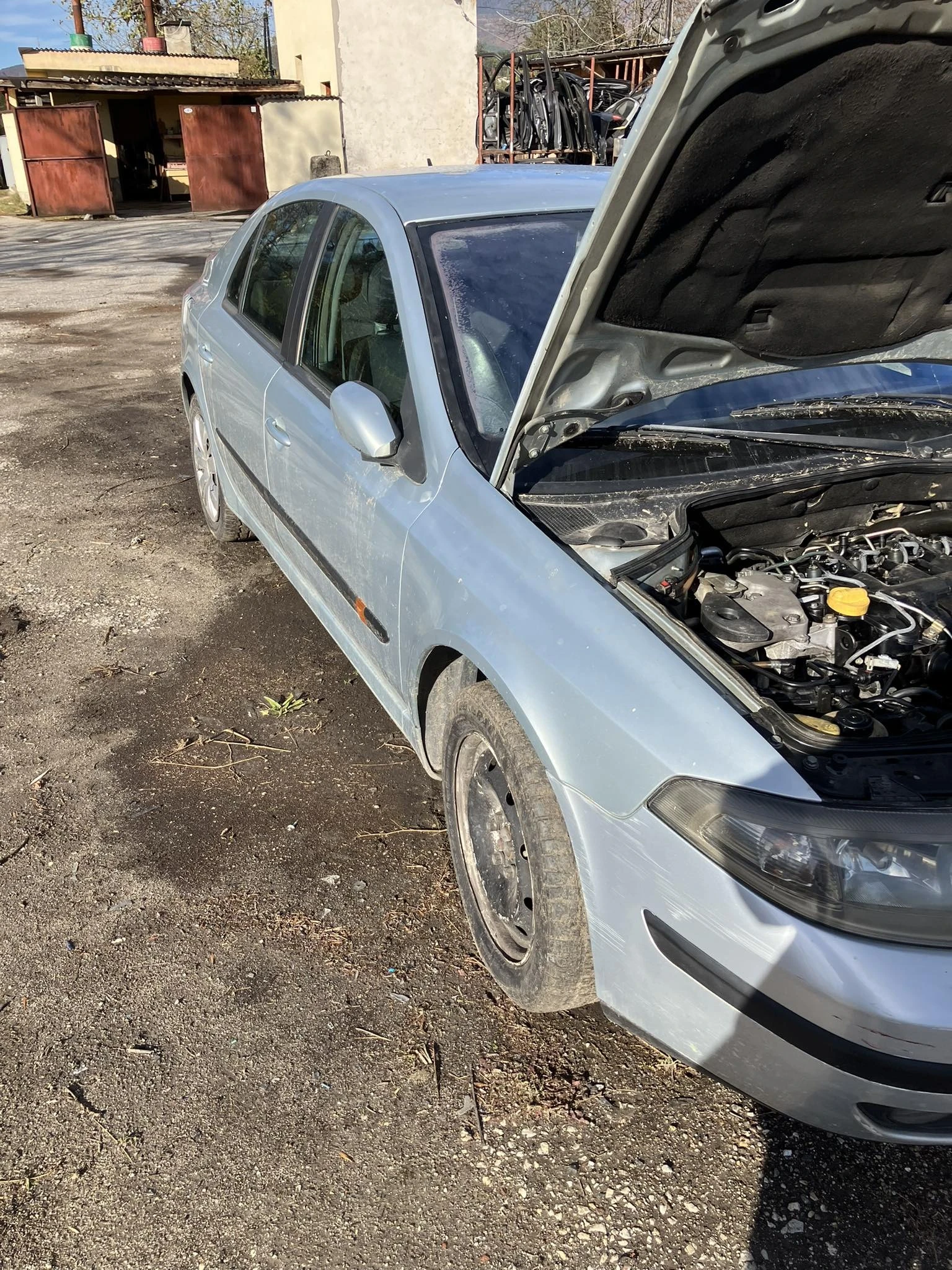 Renault Laguna 2.2dci, Automatic - изображение 2