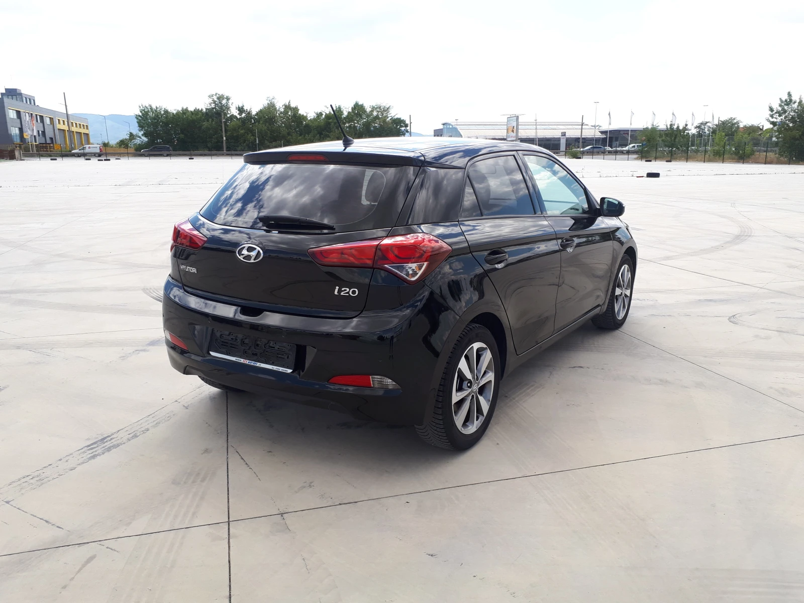 Hyundai I20 ACTIVE-1.25i-EURO 6B - изображение 5