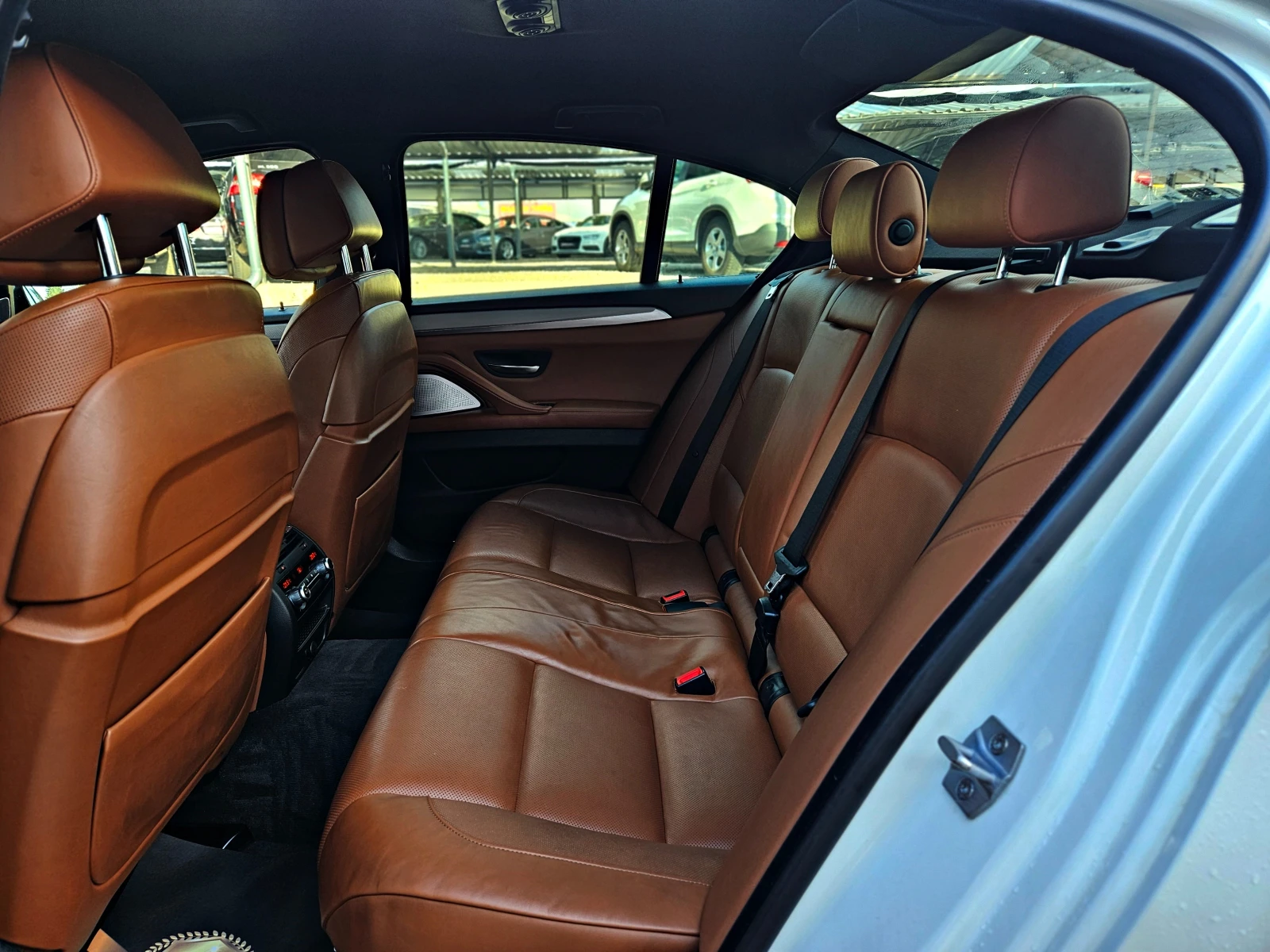 BMW 550 ! M/XD/DIGITAL/DISTR/HUD/BANG/360CAM///L | Mobile.bg   16