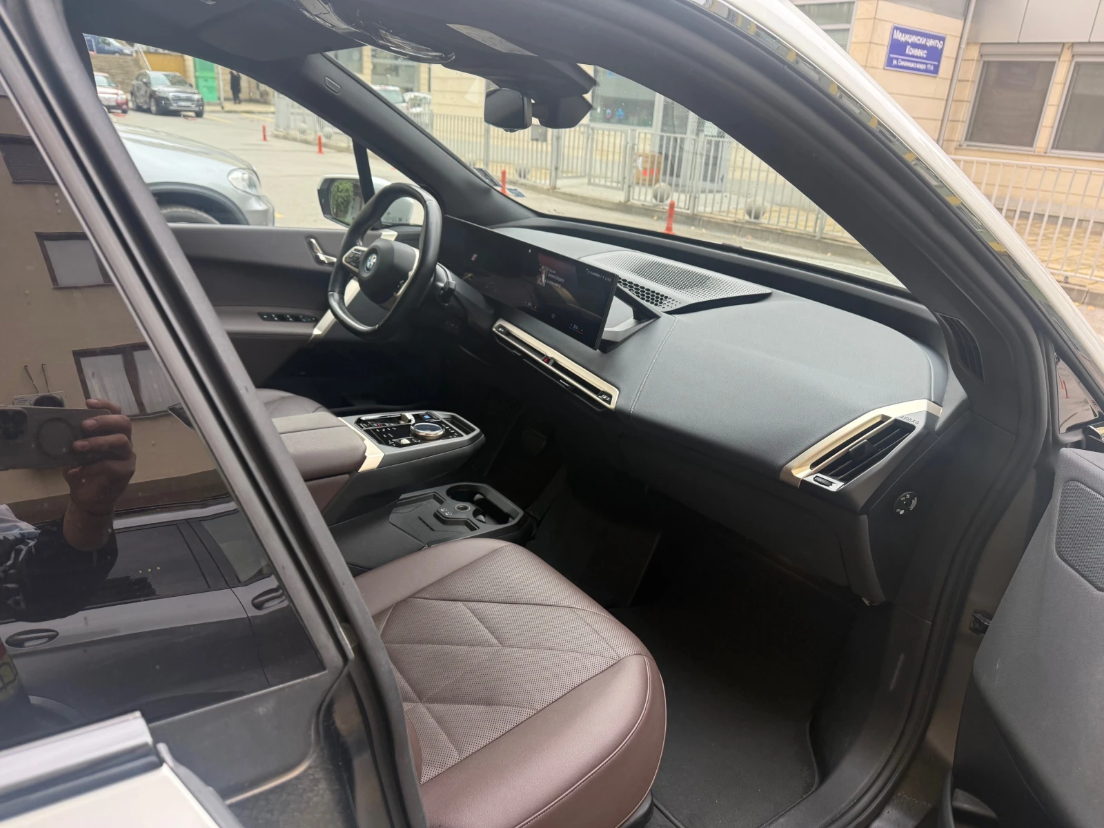 BMW iX 40 | Mobile.bg   11