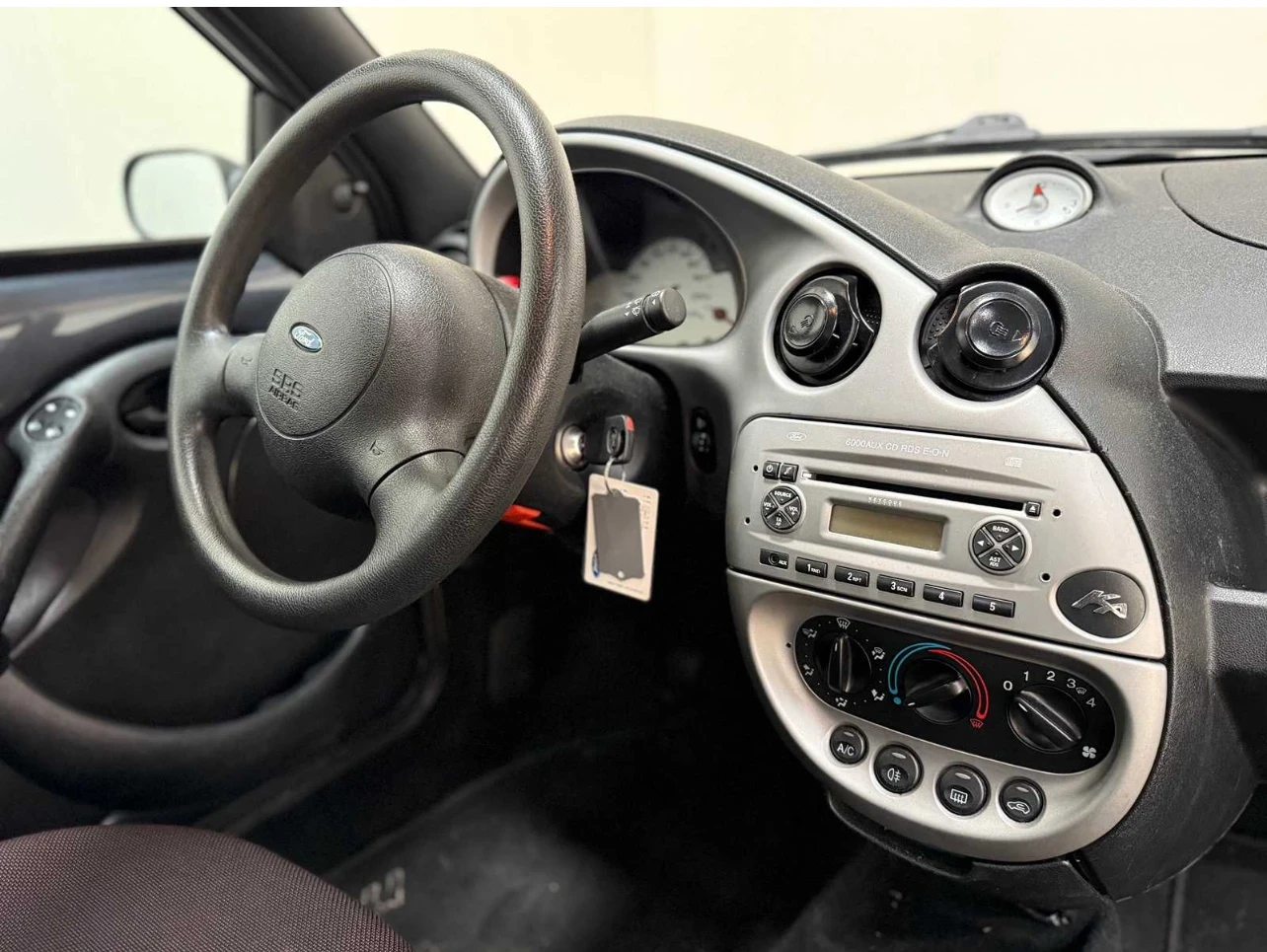 Ford Ka  - изображение 5