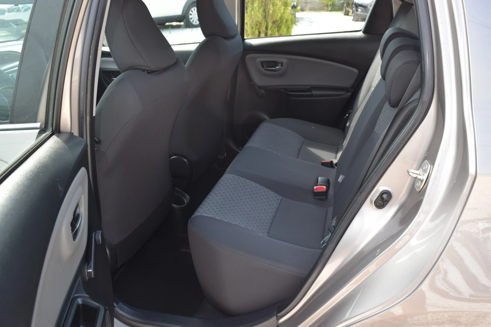 Toyota Yaris 1.4 D4D* * Euro5B* 6  | Mobile.bg   14