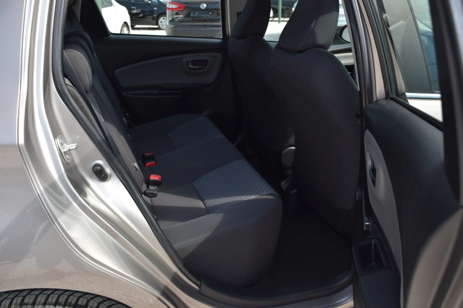 Toyota Yaris 1.4 D4D* * Euro5B* 6  | Mobile.bg   13